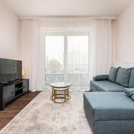 Aleja Sikorskiego 18 By Homeprime Warsaw Luaran gambar