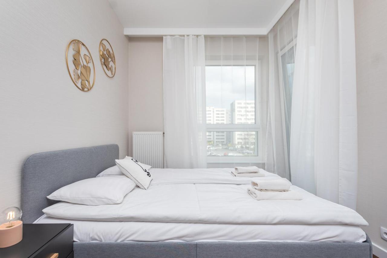 Aleja Sikorskiego 18 By Homeprime Warsaw Luaran gambar