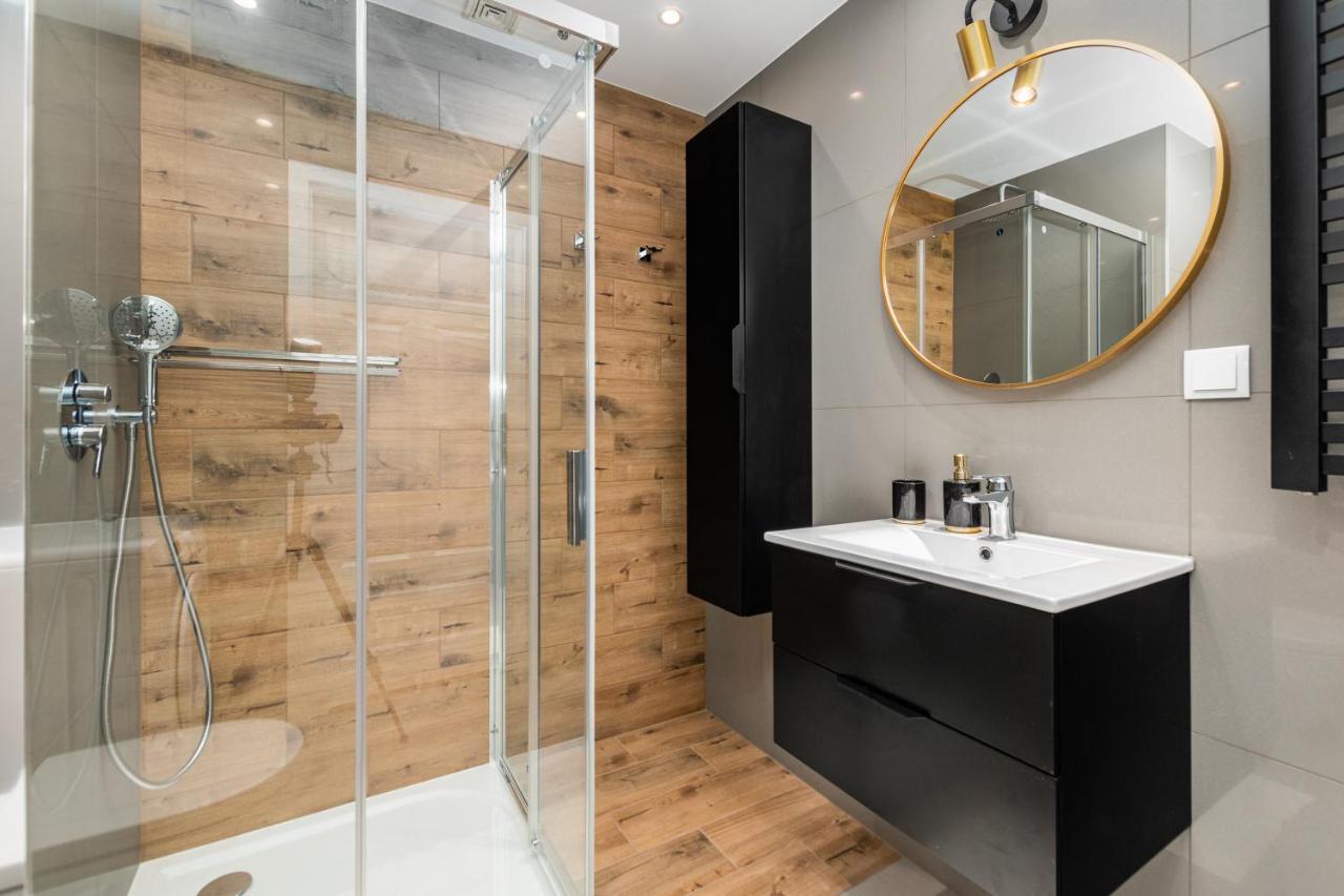 Aleja Sikorskiego 18 By Homeprime Warsaw Luaran gambar